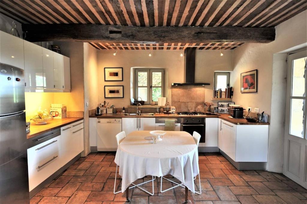 In Gordes, Facing The Entire Luberon Park A Beautiful 5 Bedrooms House Eksteriør billede